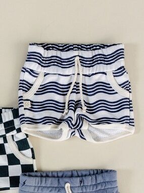 Childhoods Clothing French Terry Retro Shorts in Wavy Lines 4T